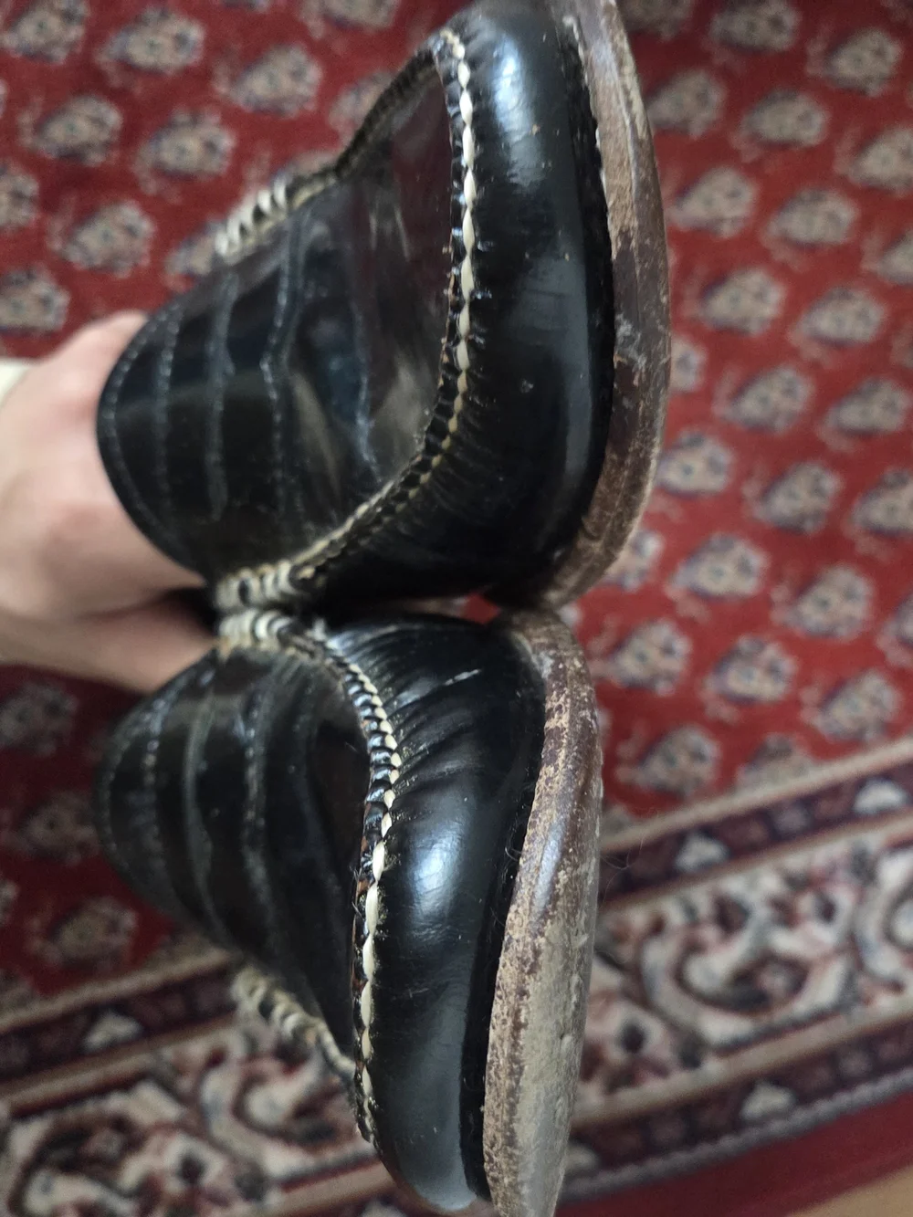 G. H. Bass Weejuns Loafers In Size 8 - Picture 9 of 10